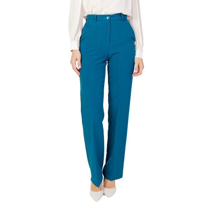 Hanny Deep  Women Trousers