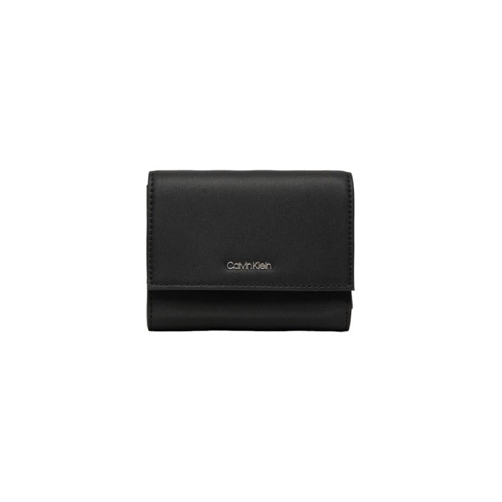 Calvin Klein  Women Wallet