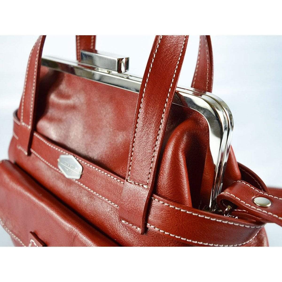 Constancia Made in Italy Women Shopping and Shoulder Bag